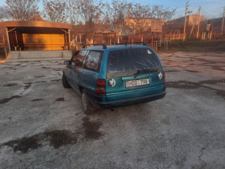 Opel Astra foto 2