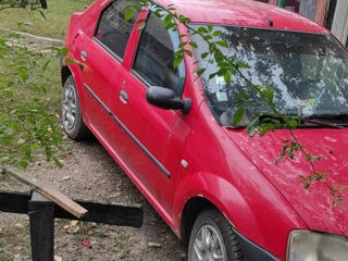 Dacia Logan foto 1