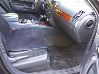 Volkswagen Touareg foto 6