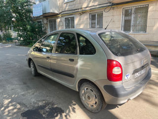 Citroen Xsara Picasso foto 2