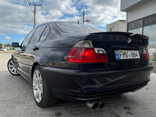 BMW 3 Series foto 2