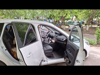 Renault Grand Scenic foto 4