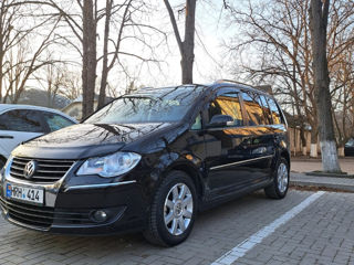 Volkswagen Touran foto 8