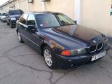 BMW 5 Series foto 3