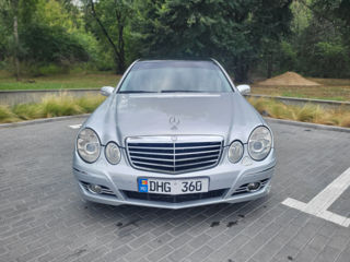 Mercedes E-Class foto 1