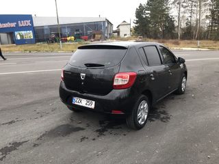 Dacia Sandero foto 3