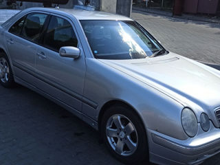 Mercedes E-Class