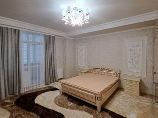 Apartament cu 3 camere, 123 m², Botanica, Chișinău foto 6