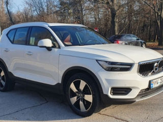 Volvo XC40 foto 2