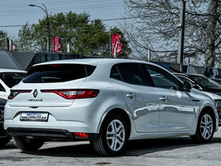 Renault Megane foto 2