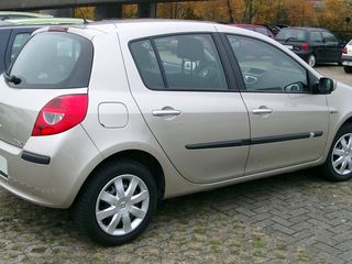 Renault Clio foto 9