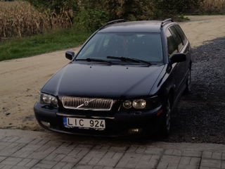 Volvo V40 foto 1