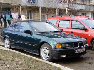 BMW 3 Series foto 1