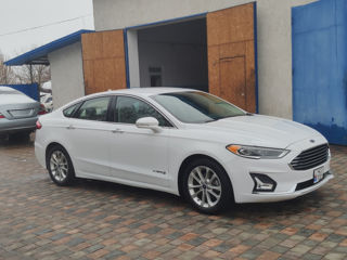 Ford Fusion foto 3