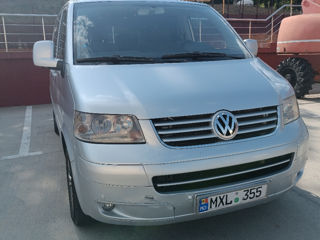 Volkswagen Multivan foto 10