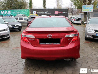 Toyota Camry foto 5