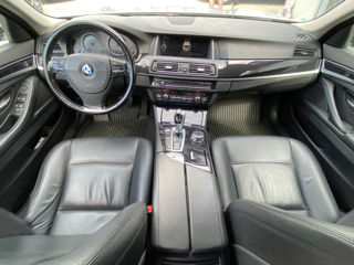 BMW 5 Series foto 9