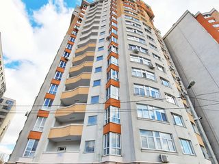 2-х комнатная квартира, 94 м², Центр, Кишинёв