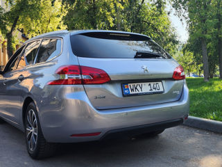 Peugeot 308 foto 3