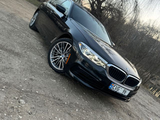 BMW 5 Series foto 7