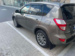 Toyota Rav 4 foto 6