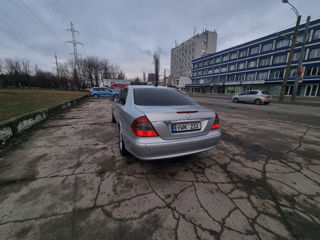 Mercedes E-Class foto 6