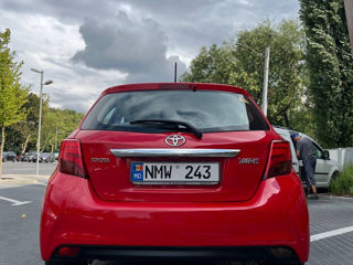 Toyota Yaris foto 6