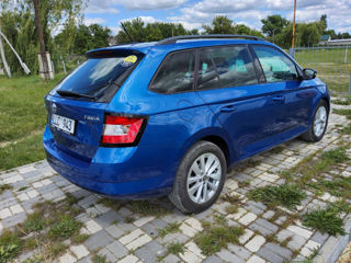 Skoda Fabia foto 2