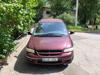 Chrysler Grand Voyager foto 10