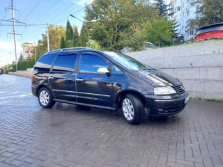 Volkswagen Sharan foto 3