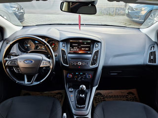 Ford Focus foto 9