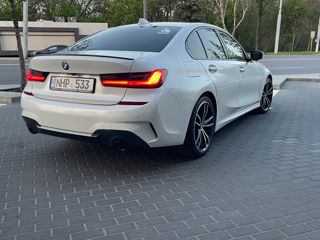 BMW 3 Series фото 4