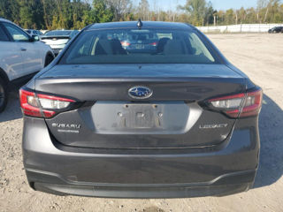 Subaru Legacy foto 4