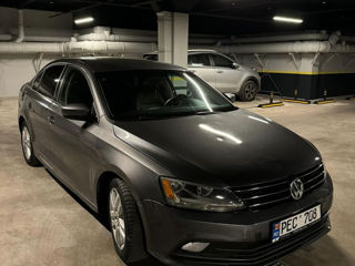 Volkswagen Jetta foto 7