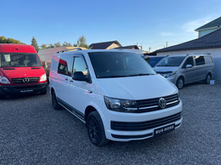 Volkswagen Transporter T-6 foto 2