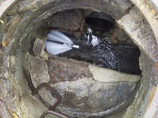 Прочистка и чистка канализации - Сuratirea desfundarea canalizării. foto 6