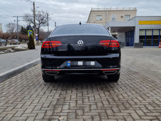 Volkswagen Passat foto 4