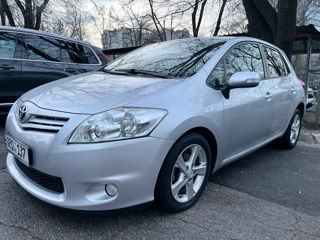 Toyota Auris foto 2