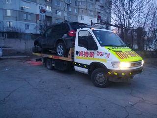 Эвакуатор/Evacuator Chisinau & Tractari Auto  24/24 Moldova Europa foto 3