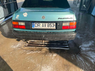 Volkswagen Passat foto 2