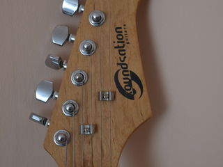 Se vinde bassguitar , soundsation . intr-o stare destul de buna , practic noua. foto 3