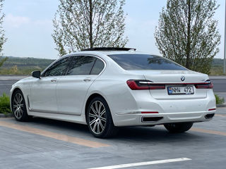 BMW 7 Series foto 4