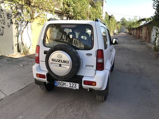 Suzuki Jimny foto 6