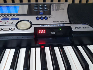 Yamaha PSR-550 foto 2