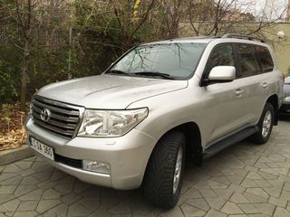 Toyota Land Cruiser foto 1