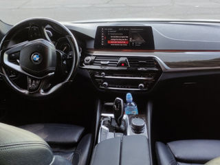 BMW 5 Series foto 3