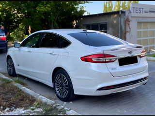 Ford Fusion foto 3