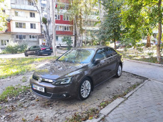 Volkswagen Jetta foto 3