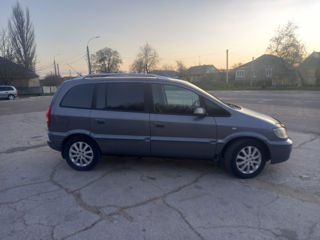 Opel Zafira foto 5