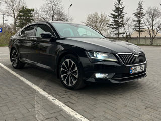 Skoda Superb foto 5